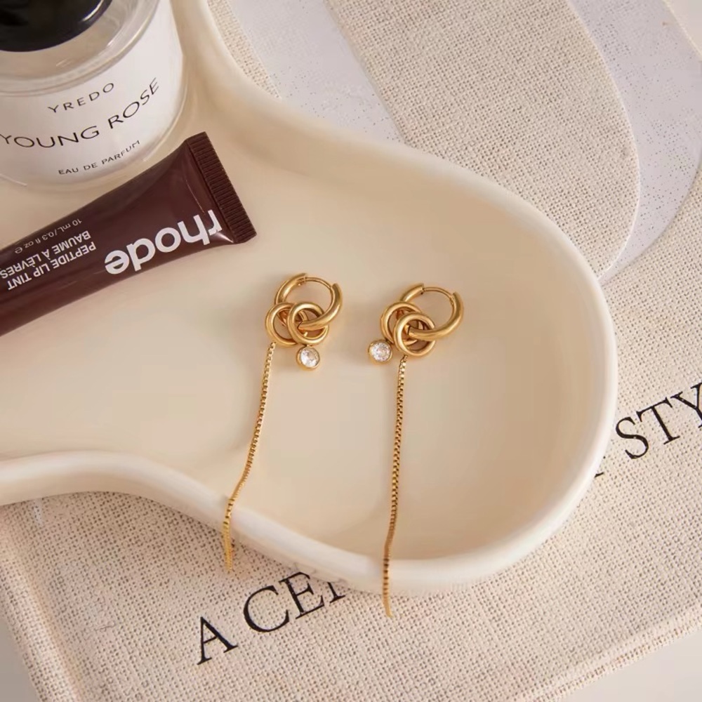 18K Gold Plated Chain Tassel Earrings - Picture 5 of 8